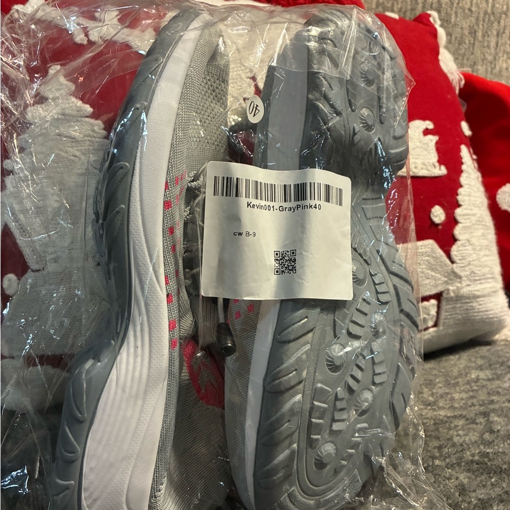 OrthoFit Gray and Pink Women's Sneakers - Picture 2 of 5